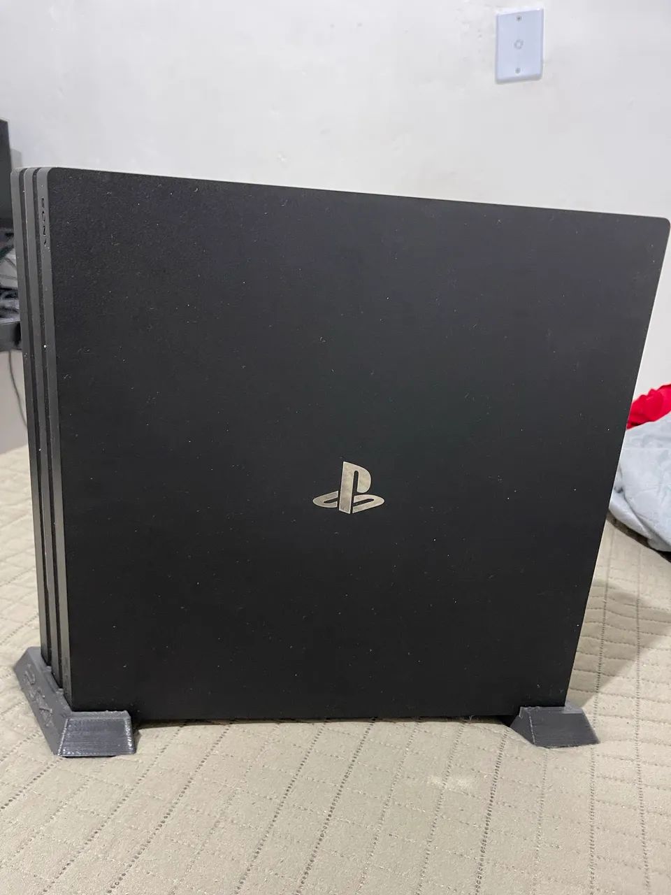 PS4 PRO 1TB - Foto 2
