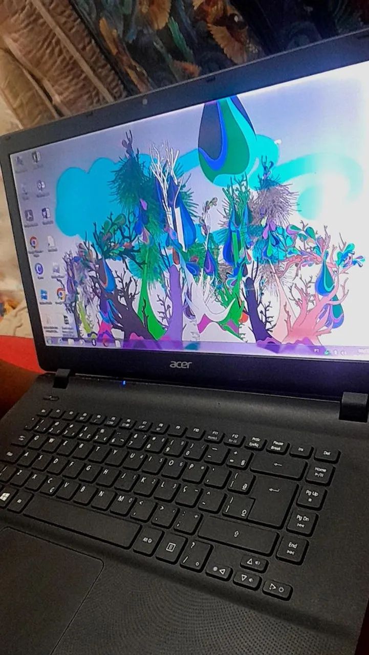   Vende-se Notebook 