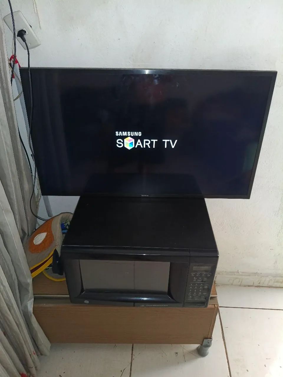 Tv Samsung smart 40  650 - Foto 2