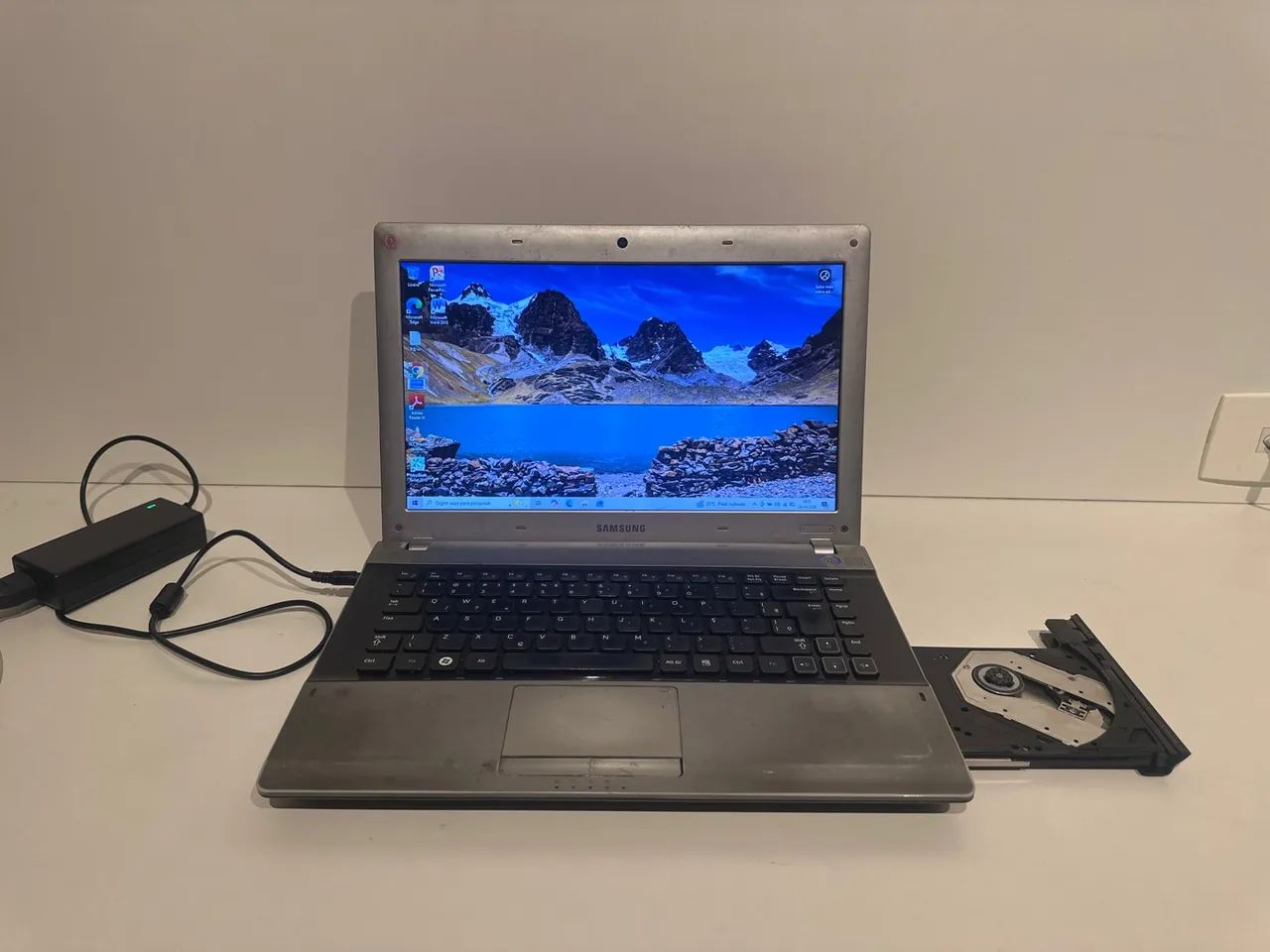 Notebook Samsung RV411 - Funcionando - Com Carregador - Foto 2