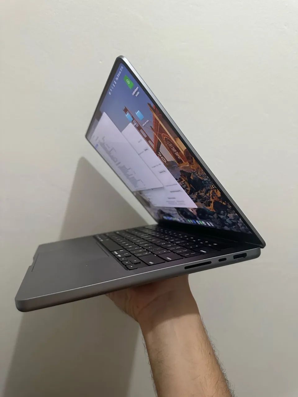 MacBook Pro m2 pro troco em Mac menor - Foto 2