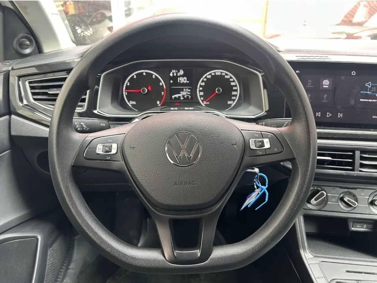 Volkswagen Polo 1.0 MPI Flex 12V 5p, foto 10 de 16