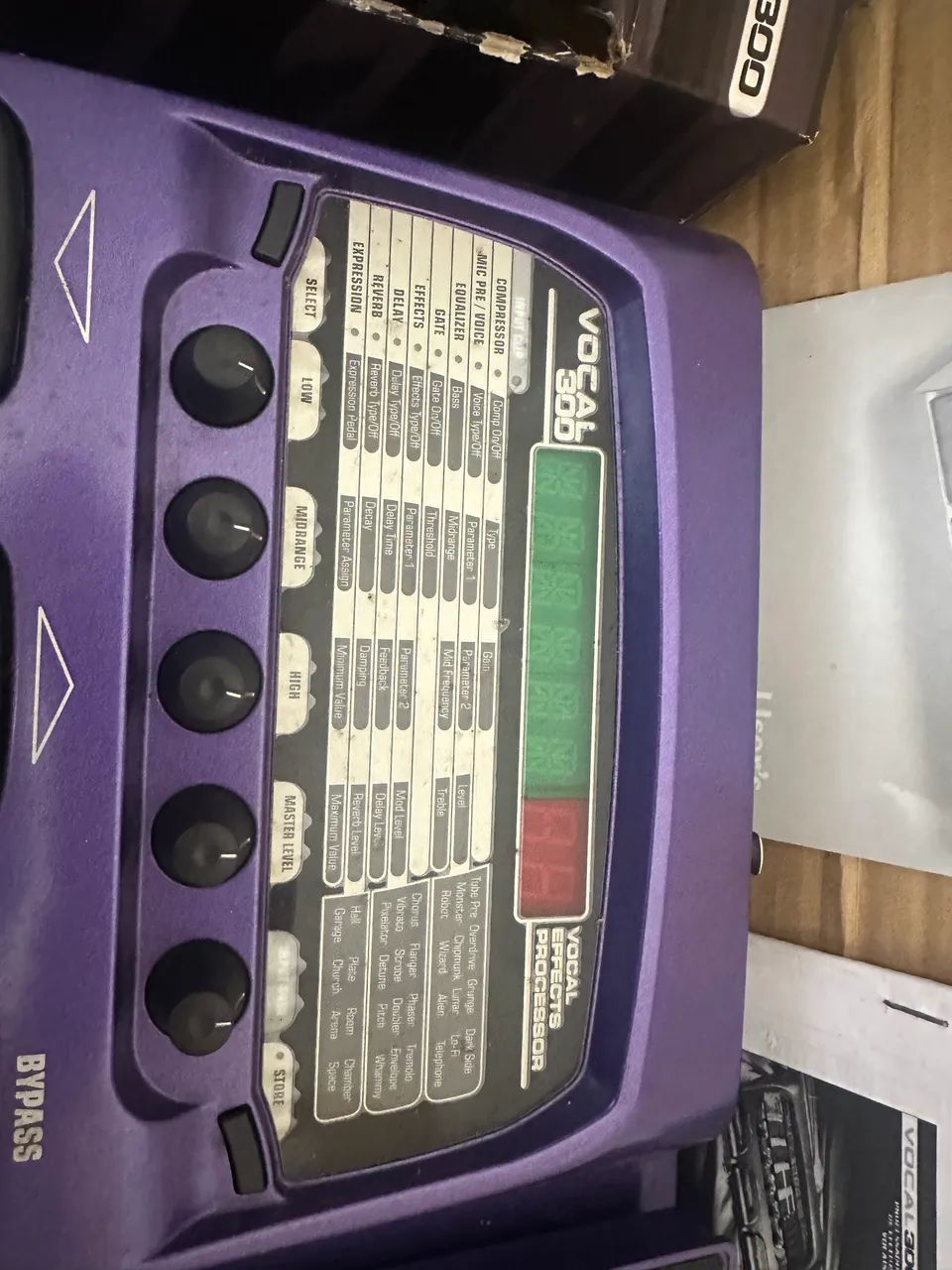 Pedaleira Digitech Vocal 300 - Instrumentos musicais - Parque