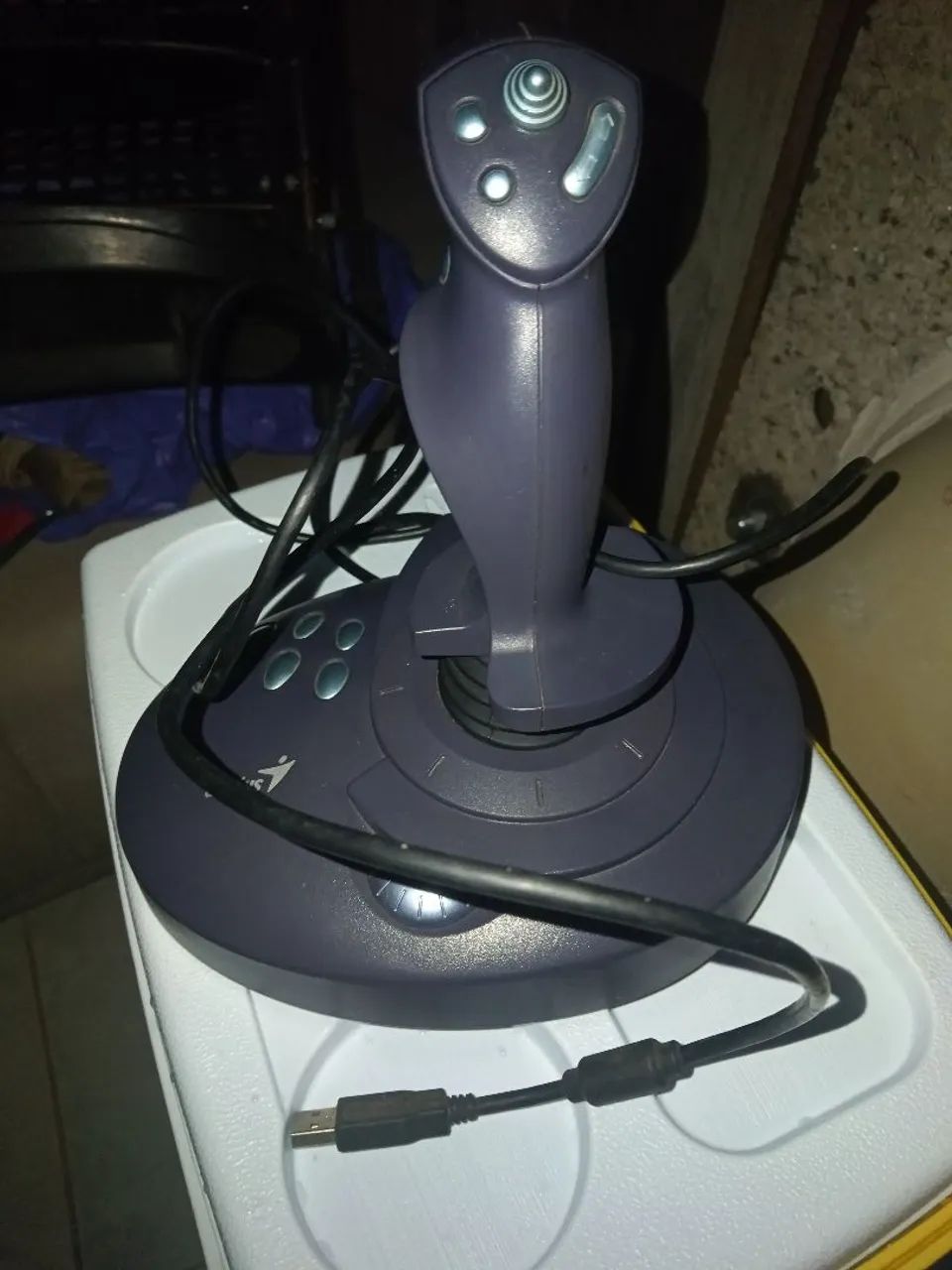 Joystick Genius Maxfighter F-31 - Foto 2