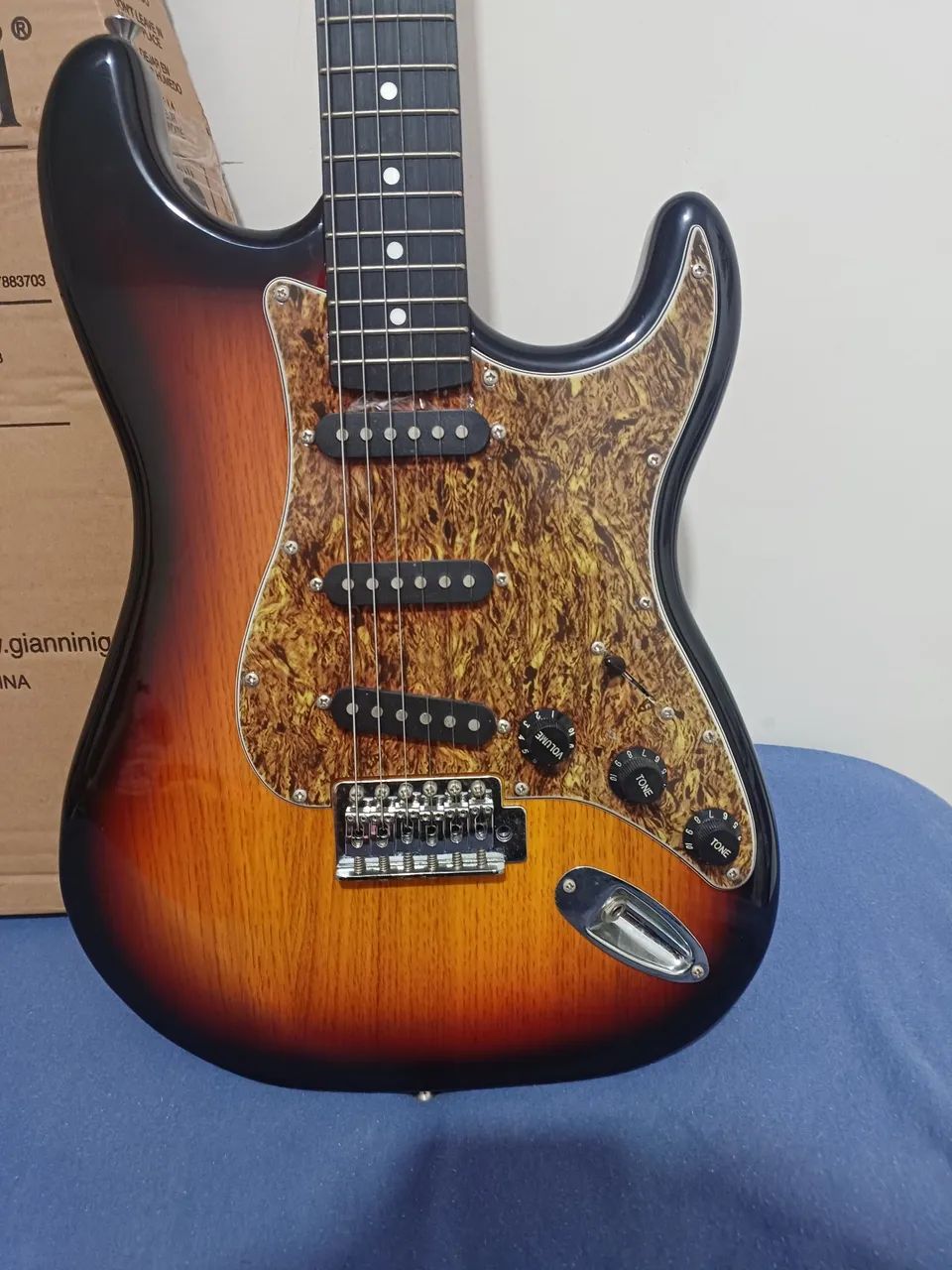 Guitarra elétrica Giannini  - Foto 2