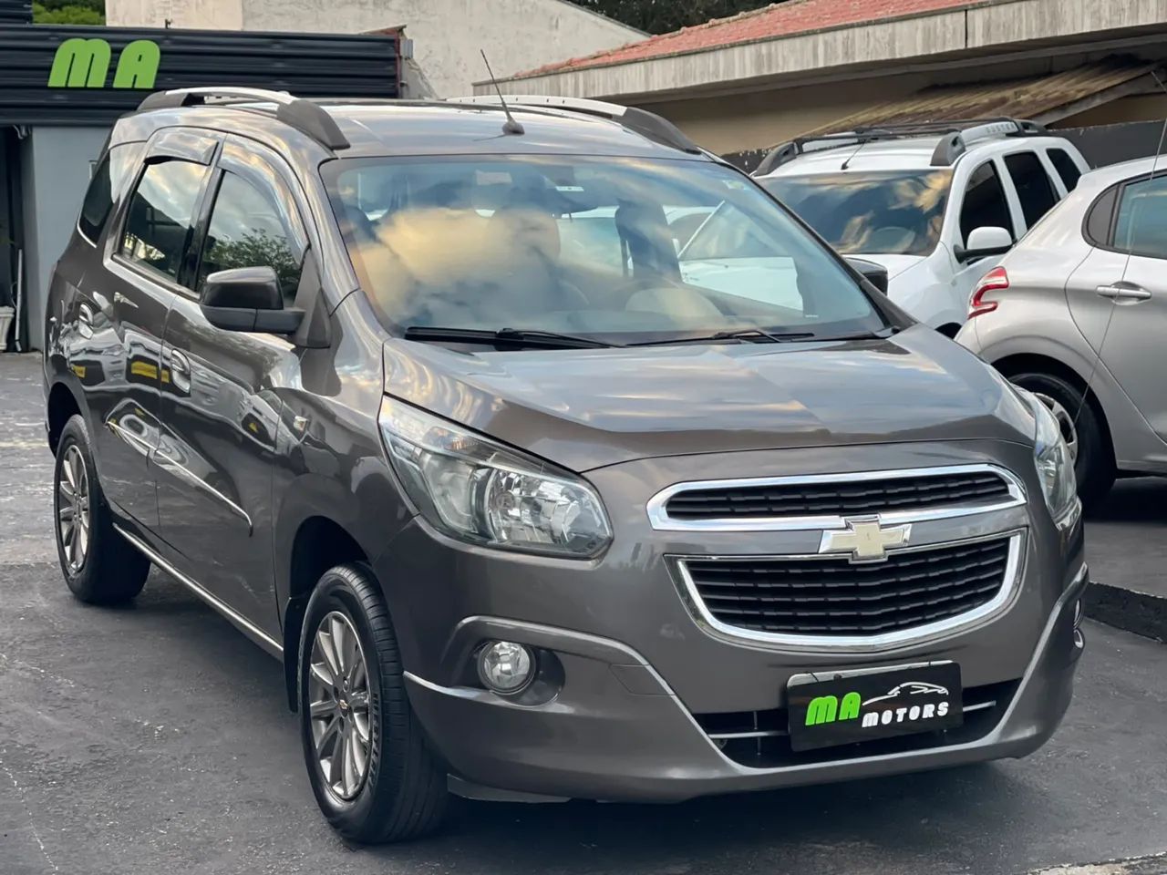 Chevrolet Spin SPIN ADVANTAGE 1.8 8V Econo.Flex 5p Aut. 2014