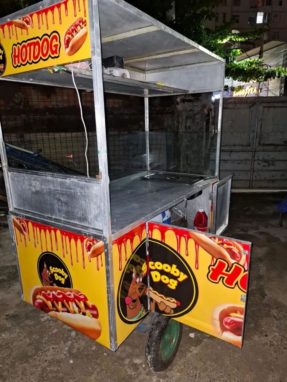 Vendo barraca de cachorro quente usada em ótimo estado  - Foto 2