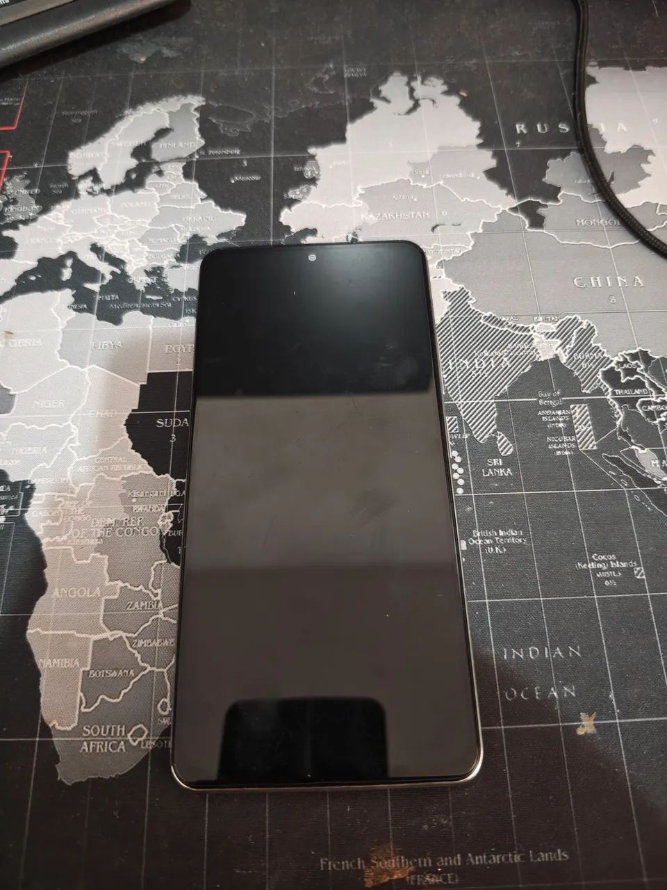 Vendo POCO F3, 128GB 8GB RAM - Foto 3