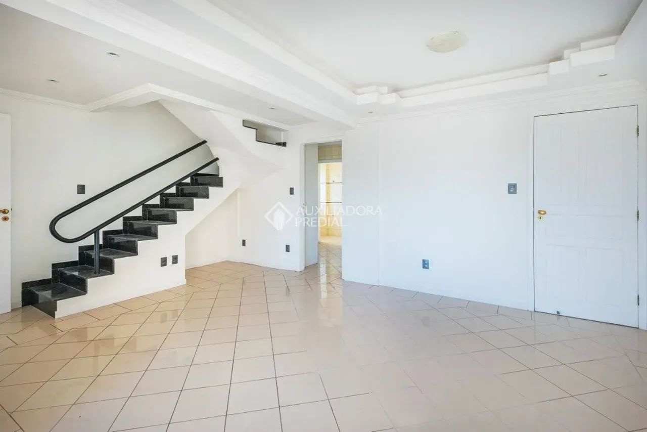 Cobertura Duplex com Possibilidade de 6 Quartos e 2 Suítes | Morar e Rentabilizar no Mesmo - Foto 3