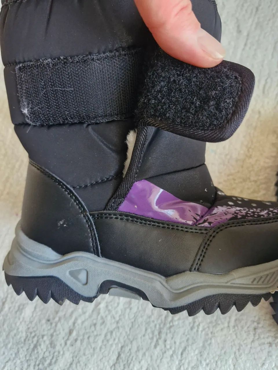 Bota impermeável quentinha  - Foto 4