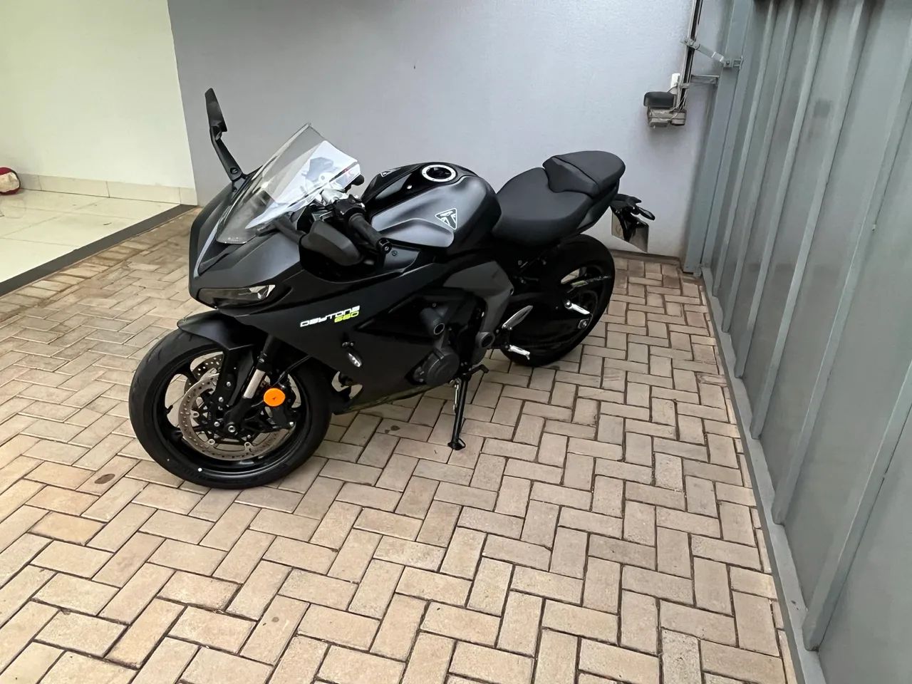 Daytona 660 - Foto 2