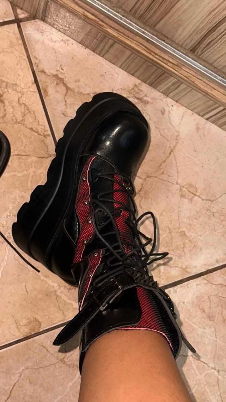 BOTA  - Foto 4