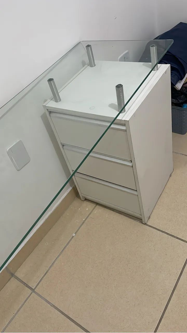 Mesa nail designer de vidro
