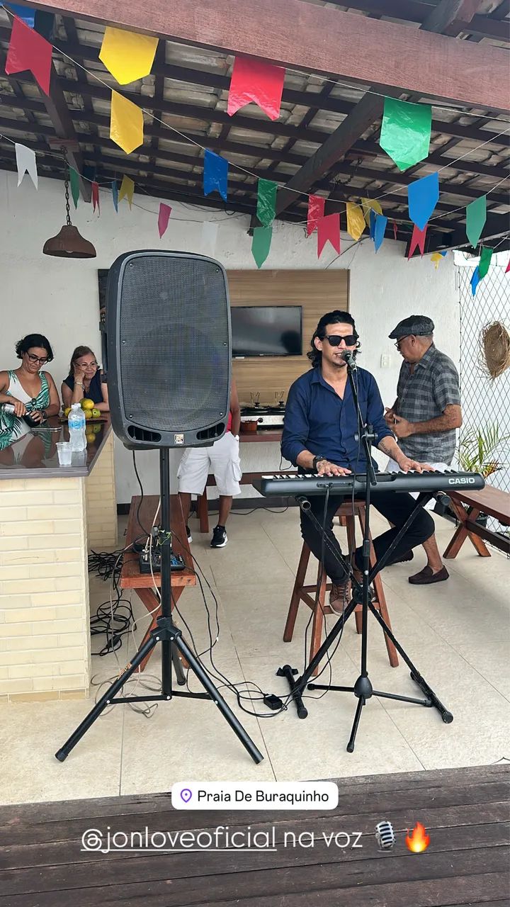 Cantor - voz e teclado - melhor preço