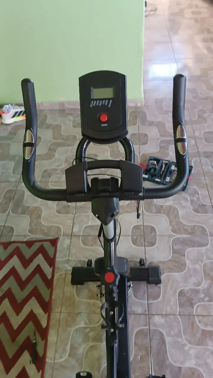 BICICLETA ERGOMÉTRICA  - Foto 2