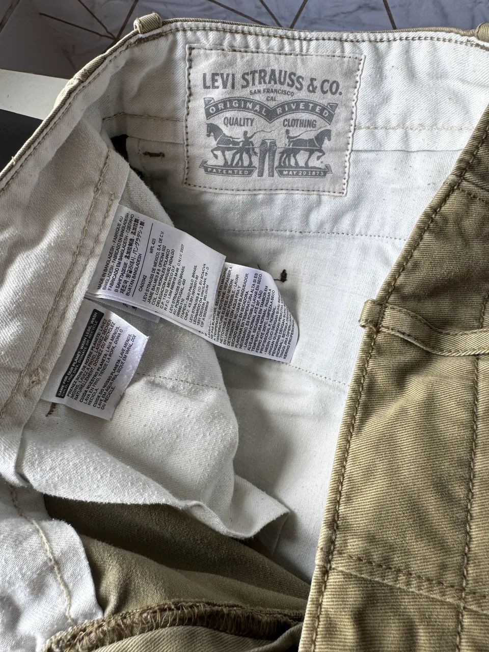 Calça levis chino 44  - Foto 3
