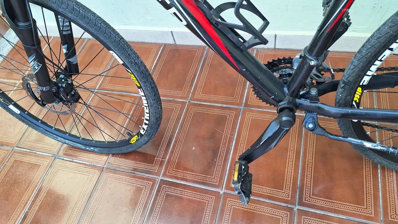 Vendo Bicicleta de alumínio  - Foto 4