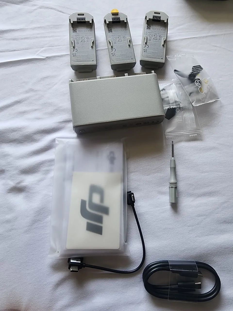 Hub com duas baterias Dji Neo 1 - Foto 3