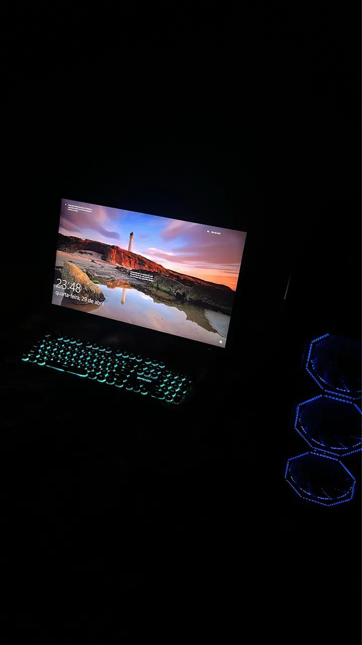 Computador semi novo 453825293798625280