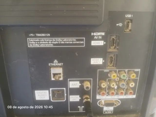 TV Panasonic 42" LCD - TC-L42U30B - Funcionando Perfeitamente - Foto 3