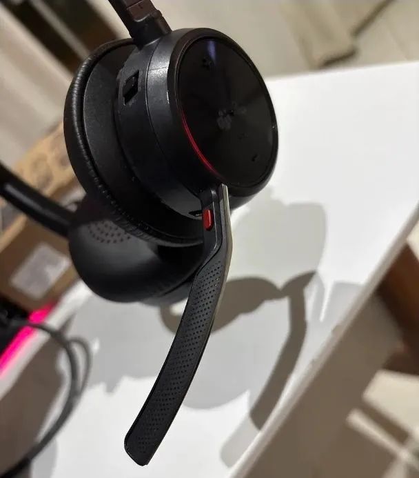 Poly voyager focus 2  - Foto 2