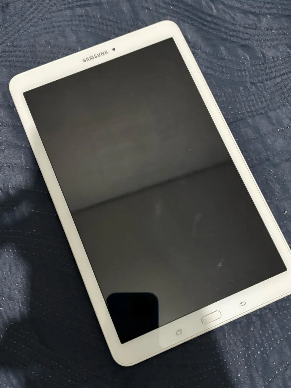 VENDE-SE Galaxy Tab E SM-T560
