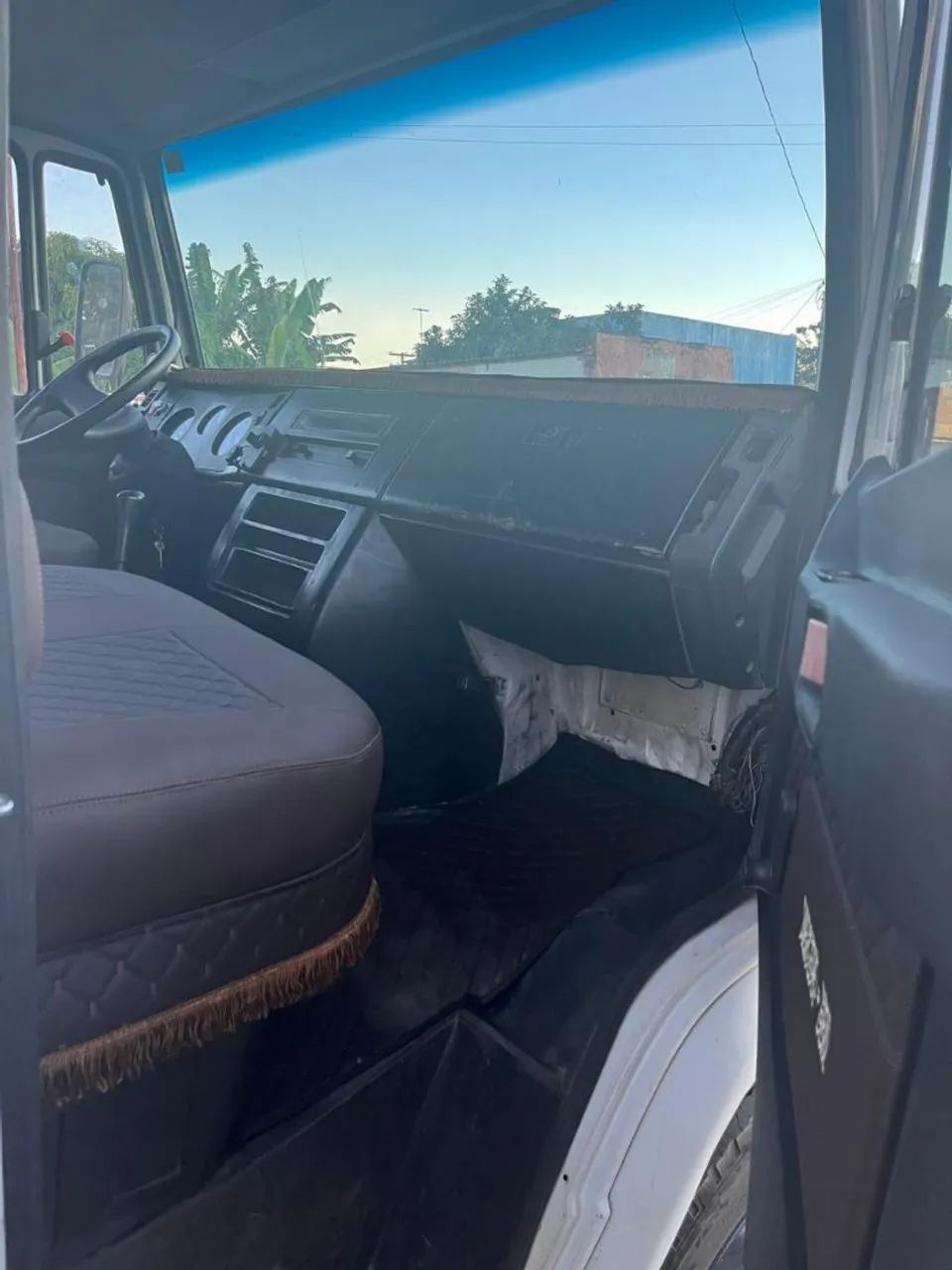 MERCEDES 710 ANO 2000  - Foto 5