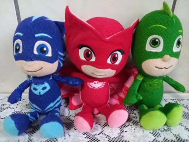 Kit com 3 pelúcias PJ Masks 20cm