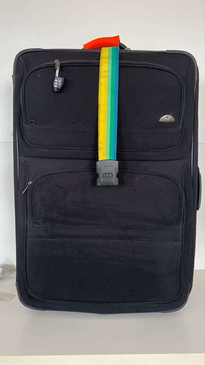 Mala Samsonite grande ? 80 cm ? com cinta e cadeado TV - Foto 2