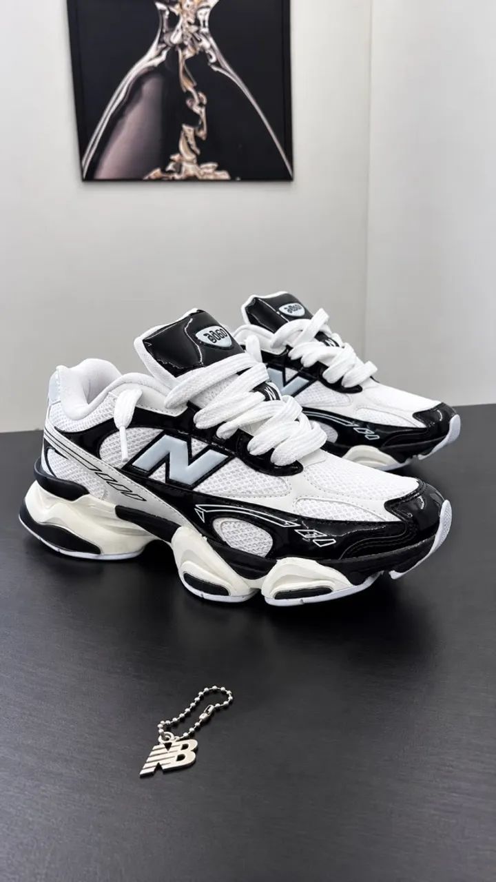 Tênis Masculino New Balance 9060 Sintético Branco/Preto Unissex