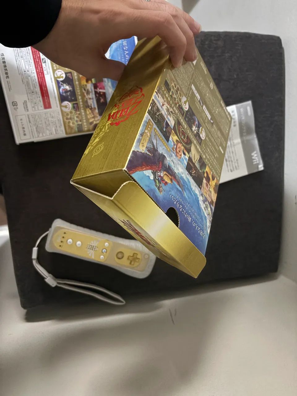 Zelda Skyward Sword Wii - colecionador completo com Wiimote