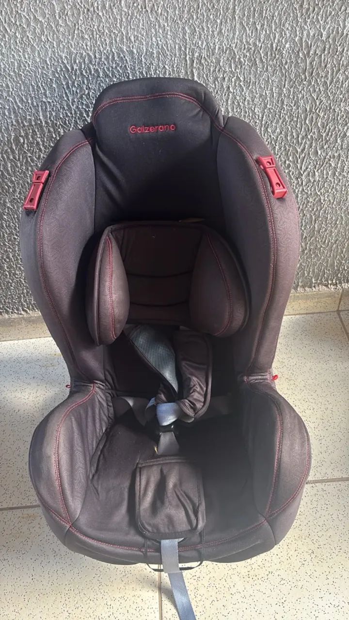 CADEIRINHA COM BASE GALZERANO