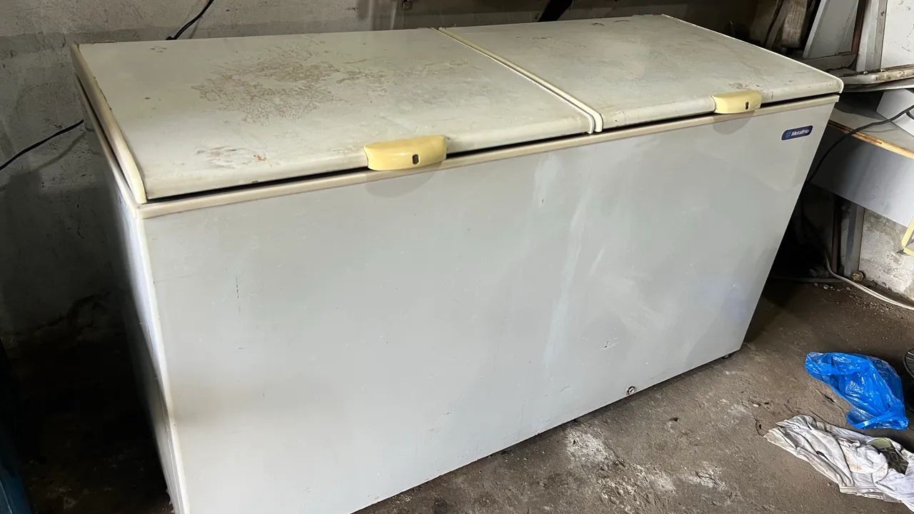 Vendo freezer de 2 portas  - Foto 2