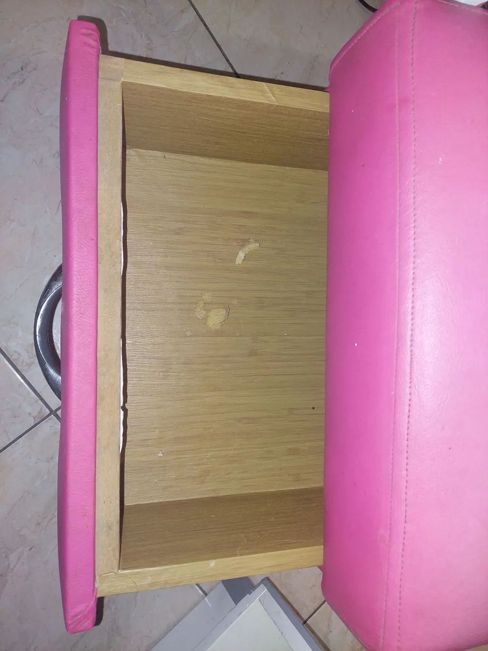 Cadeira pedicure com gaveta  - Foto 3