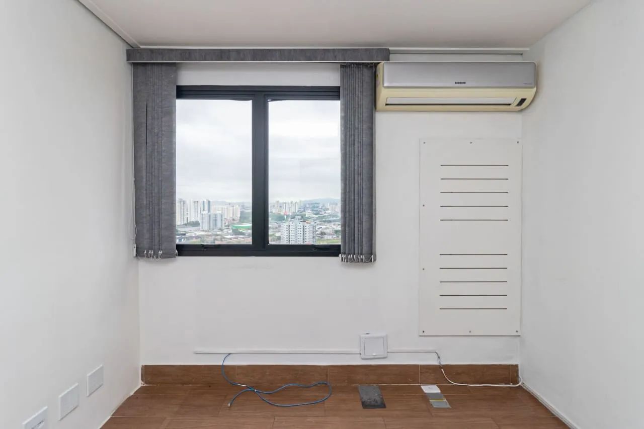 Sala comercial na Rua General Sócrates, 216 - 104  100 m²