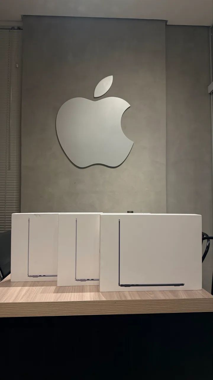 MacBook Air M5 512gb 16Ram Lacrados