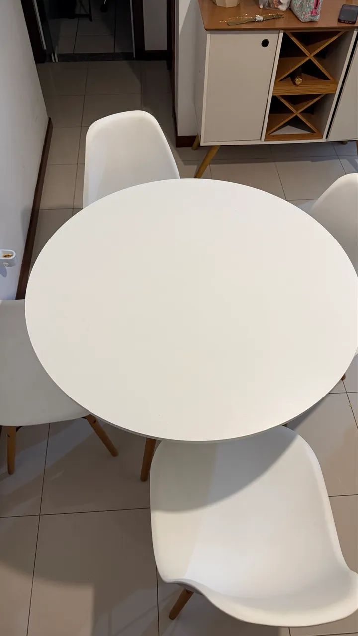 MESA REDONDA EAMES COM 4 CADEIRAS - Foto 3