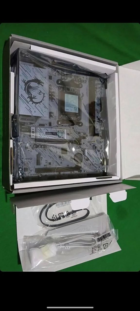 Placa mãe B840m wi-fi da MSI na cor branca lacrada  - Foto 2