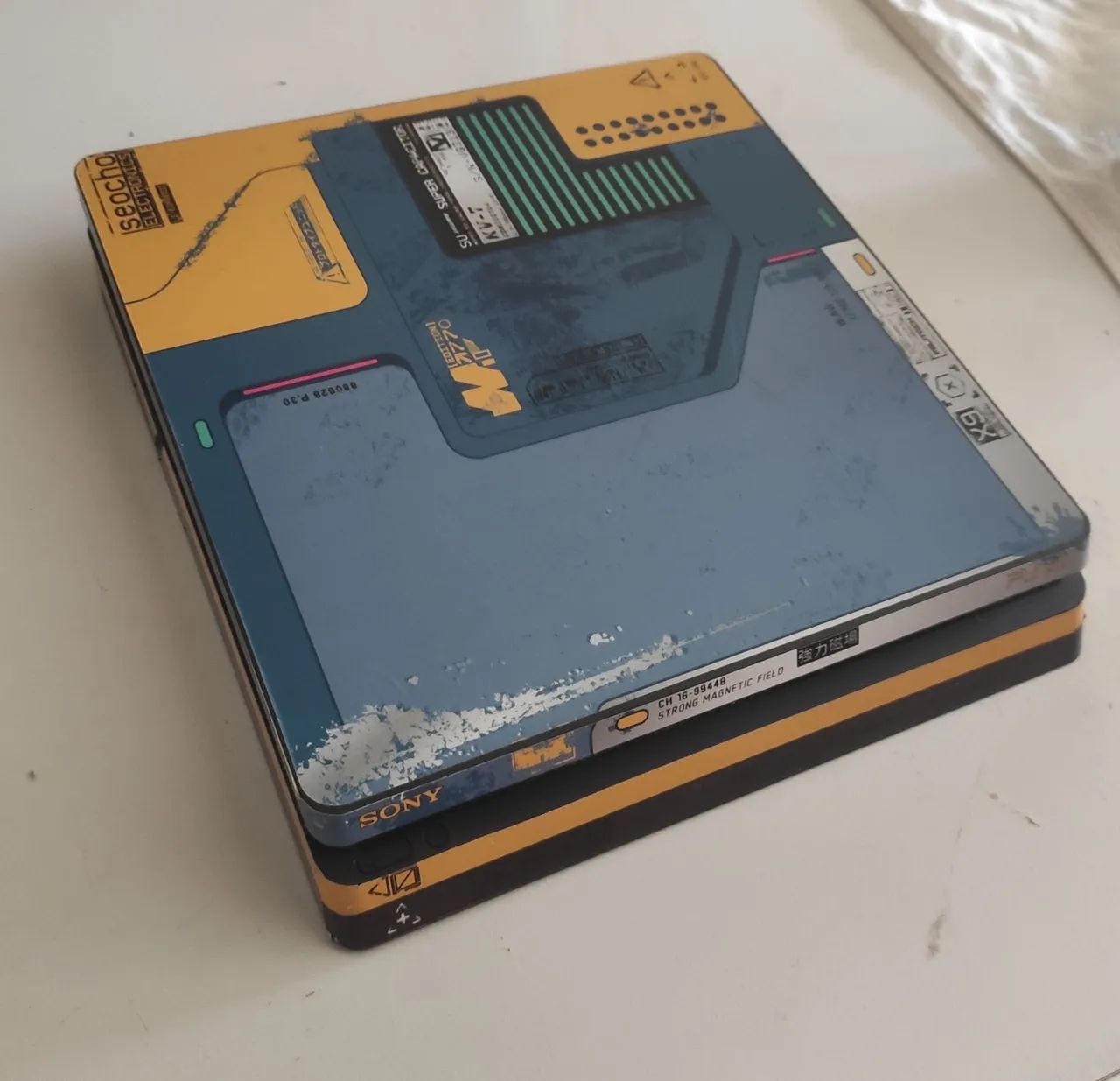 PS4 slim 1TB - Foto 4