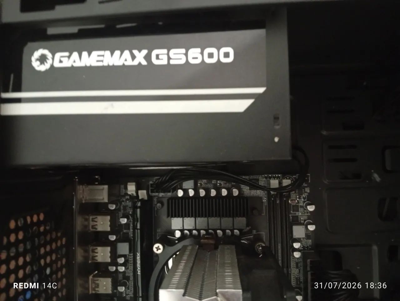 Pc funcionando. Só queimou a placa de vídeo  - Foto 4