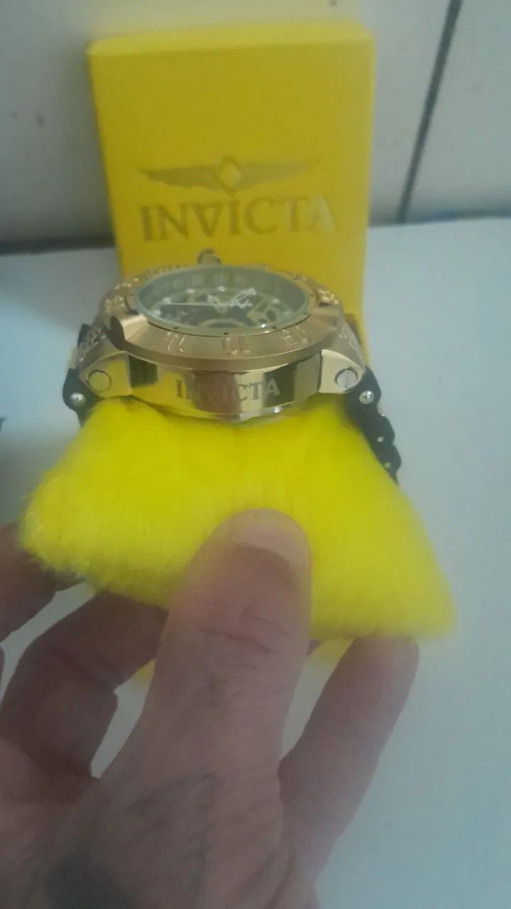 Relógio invicta primeira linha