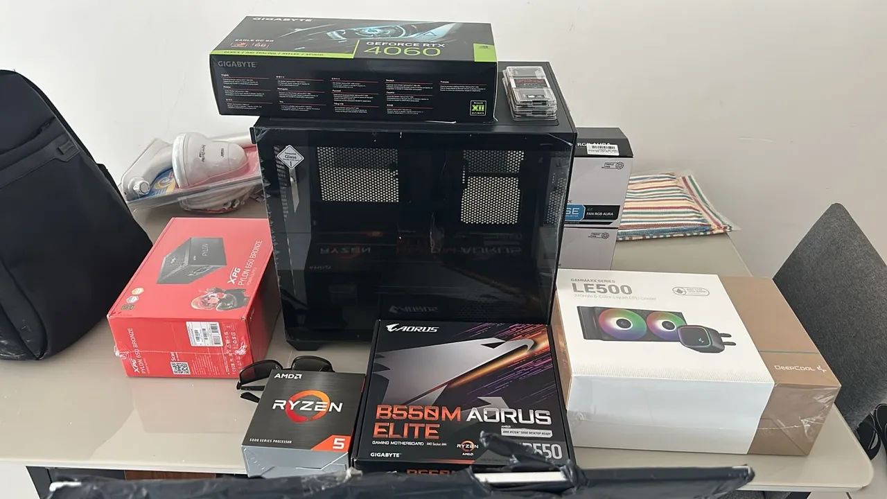 Pc gamer RTX 4060 Ryzen 5 32 GB Ram 1.5 TB SSD M2 - Foto 2