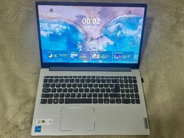 Notebook Lenovo Core i3