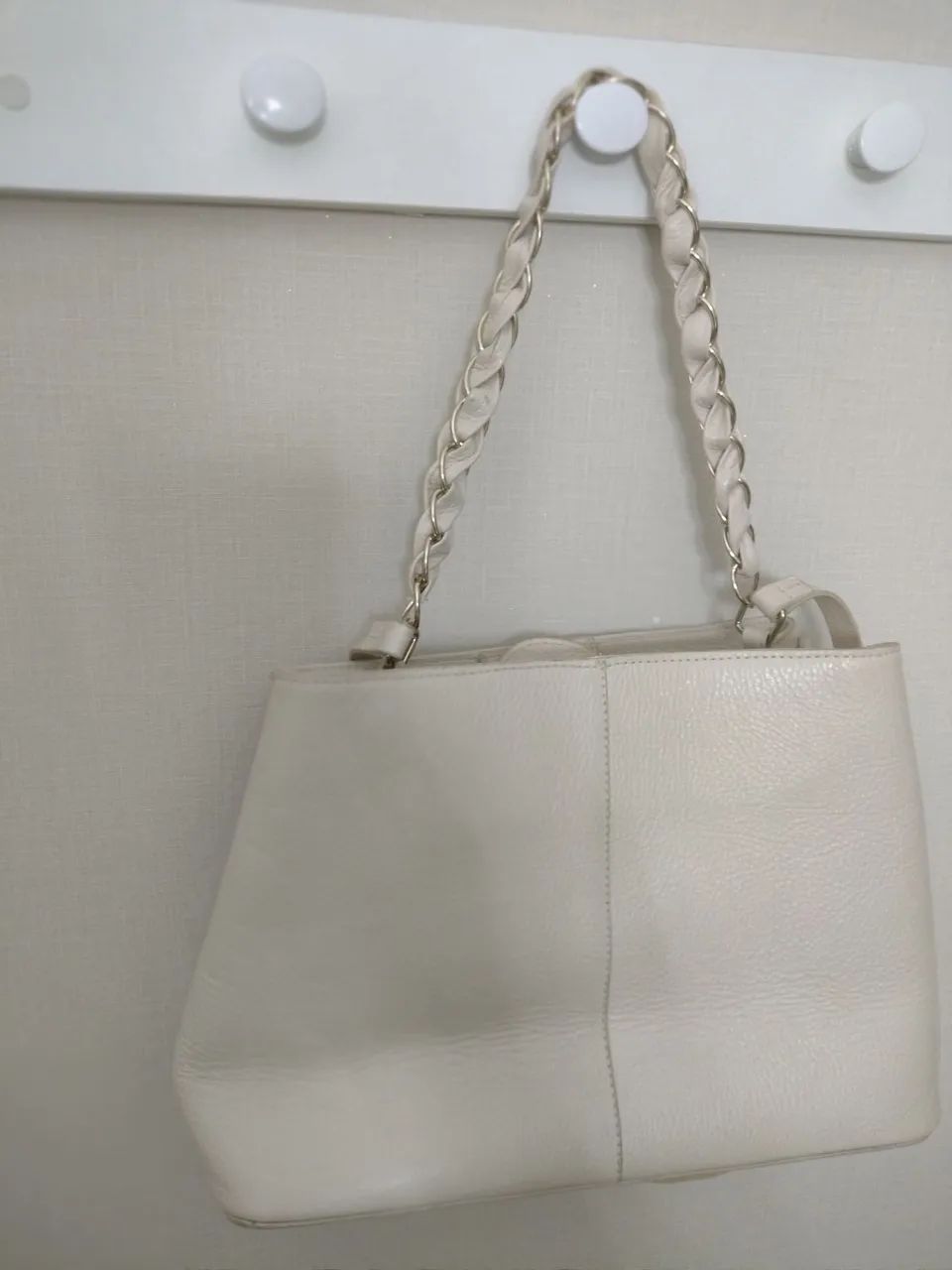 Bolsa em Couro Off  Arezzo original pouco uso  - Foto 6