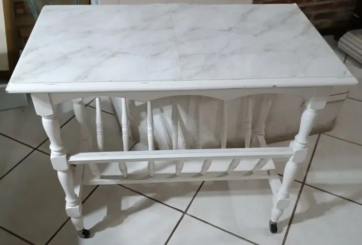 Side table with wheels64985887581313122