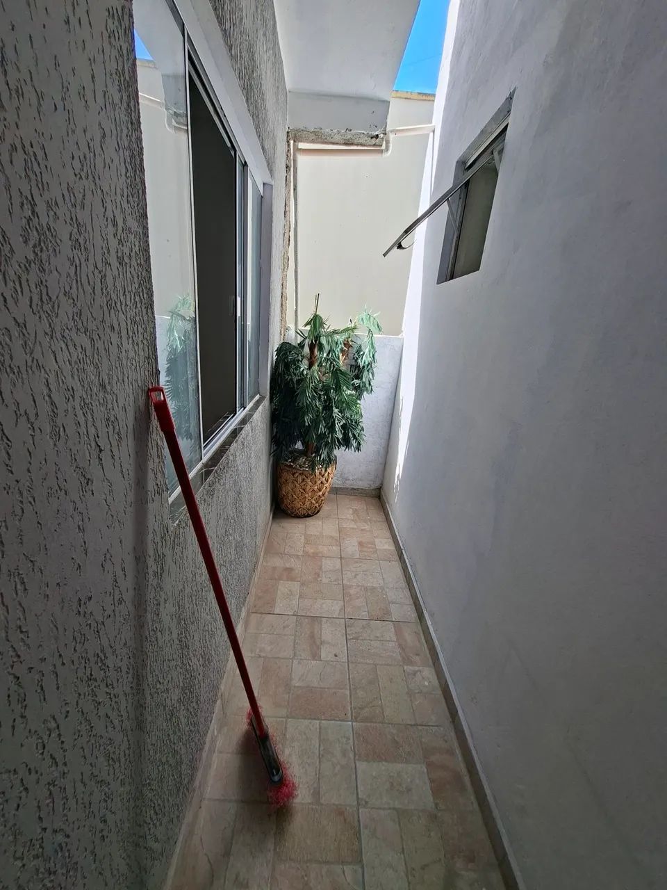 Alugo apartamento na palhoça de 2 dorm - Foto 2