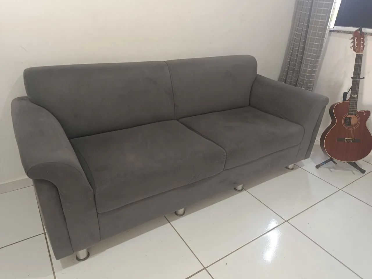Sofá cinza veludo  - Foto 2