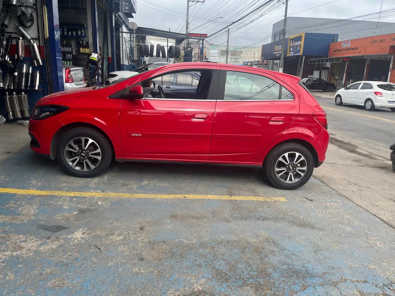 Chevrolet Onix ONIX HATCH LTZ 1.4 8V FlexPower 5p Aut. 2015