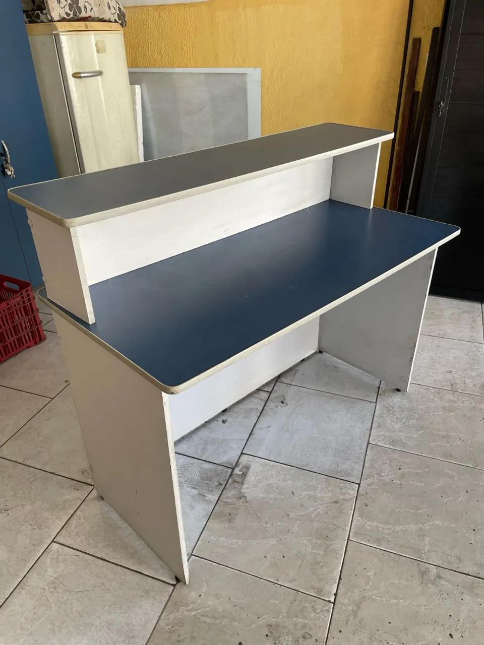 Mesa / Escrivaninha