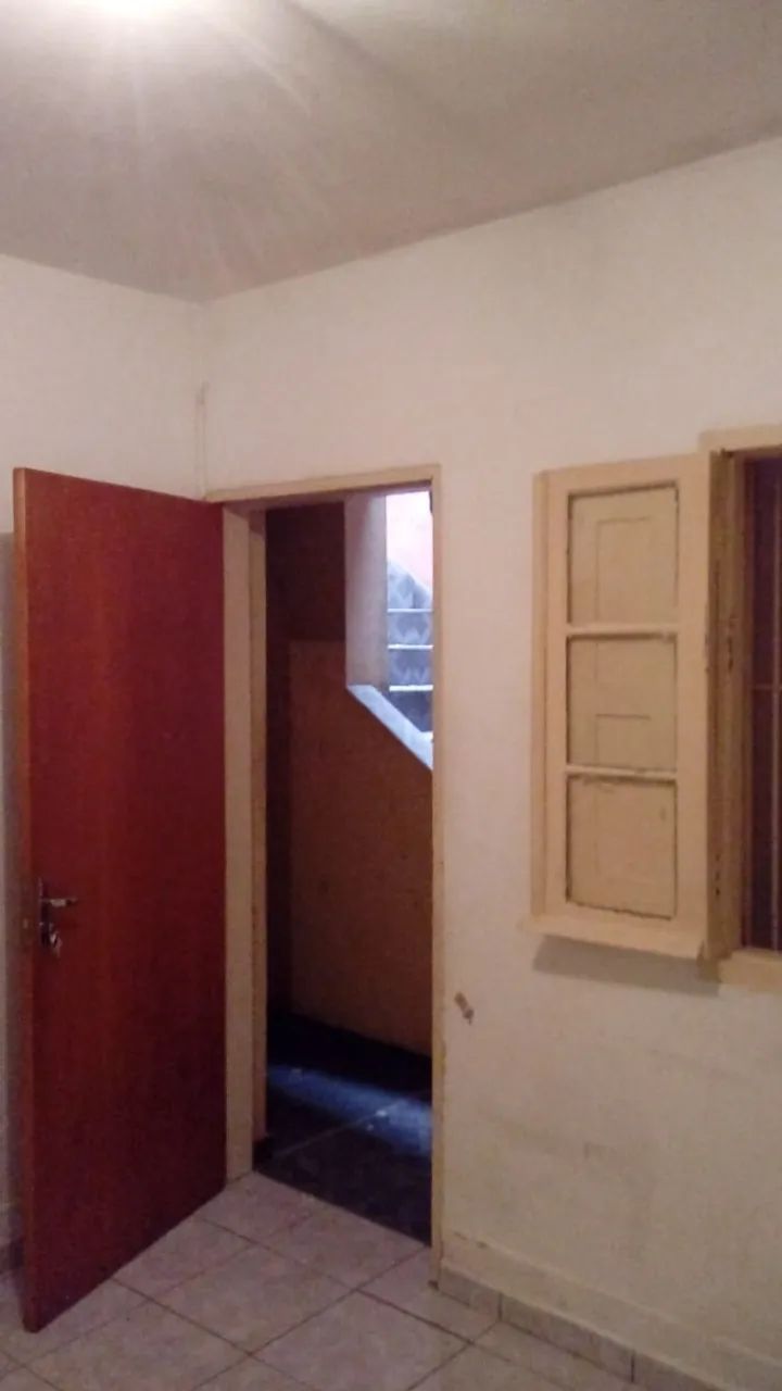 Alugo casa de 3 cômodos no lauzane